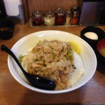 大宮デカ盛り!「伝説のすた丼屋」チャレンジメニュー大盛りすた丼!