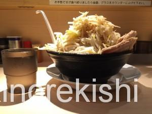 錦糸町麺屋三郎ラーメン豚麺特盛野菜大盛り9