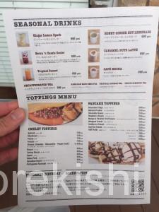 デカ盛りパンケーキEggs'n Thingsエッグスシングスラゾーナ川崎店有名人気行列ストロベリーホイップクリームコーヒー待ち時間7