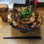 新橋メガ盛り!「豚大学」で特大豚丼!全国丼グランプリ金賞!