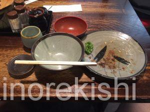新線新宿デカ盛り豚珍館とんちんかん巨大とんかつ定食大盛りご飯おかわり自由有名人気美味しい豚汁11