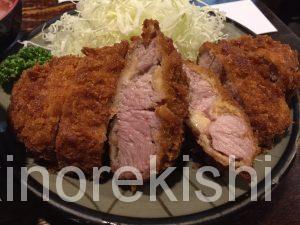 新線新宿デカ盛り豚珍館とんちんかん巨大とんかつ定食大盛りご飯おかわり自由有名人気美味しい豚汁14