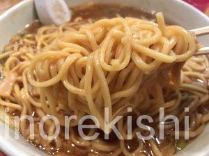 都庁前デカ盛り十二社大勝軒そば大盛りじゅうにそう有名人気ラーメンつけ麺もりそば京王線初台大江戸線巨大全部のせ東京新宿メガ盛り