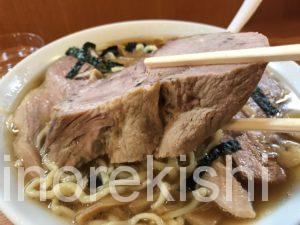 デカ盛りチャーシューメンラーメンらあめん満来まんらい新橋店舗内幸町大盛り巨大分厚い有名人気ほりうち麺スープ納豆メンマ新宿西口メニューこだわりざる14