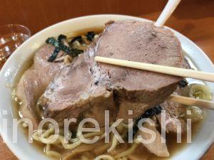 デカ盛りチャーシューメンラーメンらあめん満来まんらい新橋店舗内幸町大盛り巨大分厚い有名人気ほりうち麺スープ納豆メンマ新宿西口メニューこだわりざる16