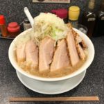 汐留デカ盛り!「さぶ郎」でラーメン・大盛り・豚8枚・野菜多め!