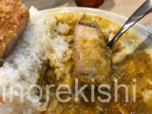 デカ盛りスパイスカレー浅草橋カレーピークcurrypeakロースカツカレーチーズライス特盛メニュー進撃の歴史