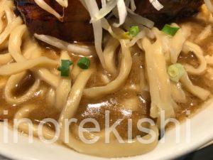 デカ盛りラーメン秋葉原麺屋武蔵巌虎いわとら拳肉メニュー特盛進撃の歴史