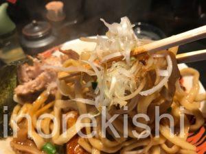 デカ盛りラーメン秋葉原麺屋武蔵巌虎いわとら拳肉メニュー特盛進撃の歴史