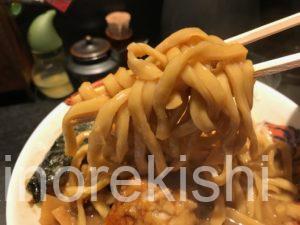 デカ盛りラーメン秋葉原麺屋武蔵巌虎いわとら拳肉メニュー特盛進撃の歴史