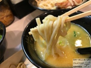 巨大チキンチャーシュー秋葉原鶏王けいすけ鶏白湯ラーメン味玉入り大盛りTKGメニューもやしデカ盛り進撃の歴史