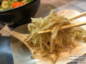 巨大チキンチャーシュー秋葉原鶏王けいすけ鶏白湯ラーメン味玉入り大盛りTKGメニューもやしデカ盛り進撃の歴史