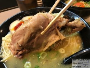 巨大チキンチャーシュー秋葉原鶏王けいすけ鶏白湯ラーメン味玉入り大盛りTKGメニューもやしデカ盛り進撃の歴史