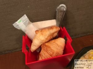 デカ盛りパスタ秋葉原cafemocoカフェモコチーズクリームセットメニュー2倍盛り進撃の歴史