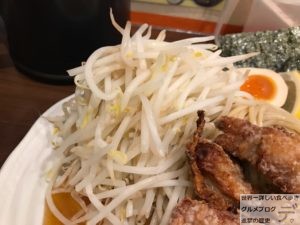 デカ盛りつけ麺旨辛ラーメン表裏水道橋店DXデラックスメニュー大盛り野菜増しピリ辛メガ盛り進撃の歴史