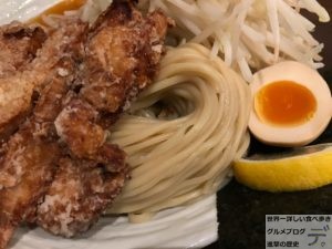 デカ盛りつけ麺旨辛ラーメン表裏水道橋店DXデラックスメニュー大盛り野菜増しピリ辛メガ盛り進撃の歴史