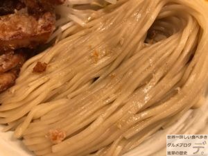 デカ盛りつけ麺旨辛ラーメン表裏水道橋店DXデラックスメニュー大盛り野菜増しピリ辛メガ盛り進撃の歴史