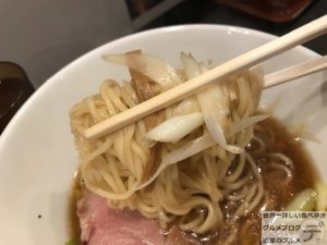 御徒町ラーメンチラナイサクラ王様中華そば大盛り半チャーハンメニュー上野仲御徒町デカ盛り進撃のグルメ