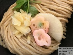 絶品つけ麺神田海老と鮮魚らーめん五ノ神水産銀だら西京味噌つけ麺全部入り大盛りメニュー淡路町小川町デカ盛り進撃のグルメ