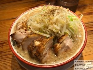 日本橋デカ盛りらーめんバリ男ばりおbario豚増しラーメン野菜ニンニクメガ盛り進撃のグルメ