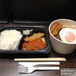 【テイクアウト】「ガスト」の持ち帰りメニューで激安ロコモコ丼・チキン弁当!