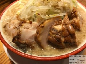 日本橋デカ盛りらーめんバリ男ばりおbario豚増しラーメン野菜ニンニクメガ盛り進撃のグルメ