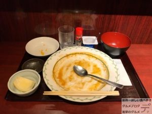 大盛りオムライス三越前日本橋食工房あらじん洋食ランチメニュー豚汁デカ盛り進撃のグルメ