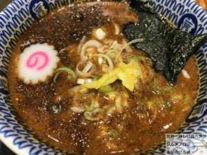 東京駅デカ盛り松戸富田麺絆とみためんばん全部乗せ濃厚つけ麺特盛メニュー二重橋前大手町柏幻霜ポークキッテkitte進撃のグルメ