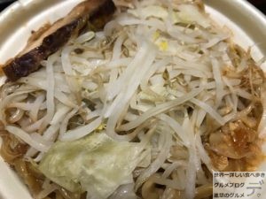 セブンイレブン中華蕎麦とみ田監修ワシワシ食べる豚ラーメン二郎系100日間コンビニ弁当生活4日目デカ盛り進撃のグルメ37