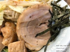 デカ盛り汁なし野郎ラーメン浅草橋店贅沢汁無し野郎麺大盛り野菜増しメニューブタックカードメガ盛り進撃のグルメ