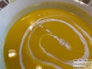 冷たいパンプキンスープ100日間サイゼリヤ生活30日目冷製スープデカ盛り進撃のグルメ