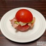 ナチュラルローソンで「トマトバーガー」を世界一詳しく調査【バンズがトマトの限定商品】