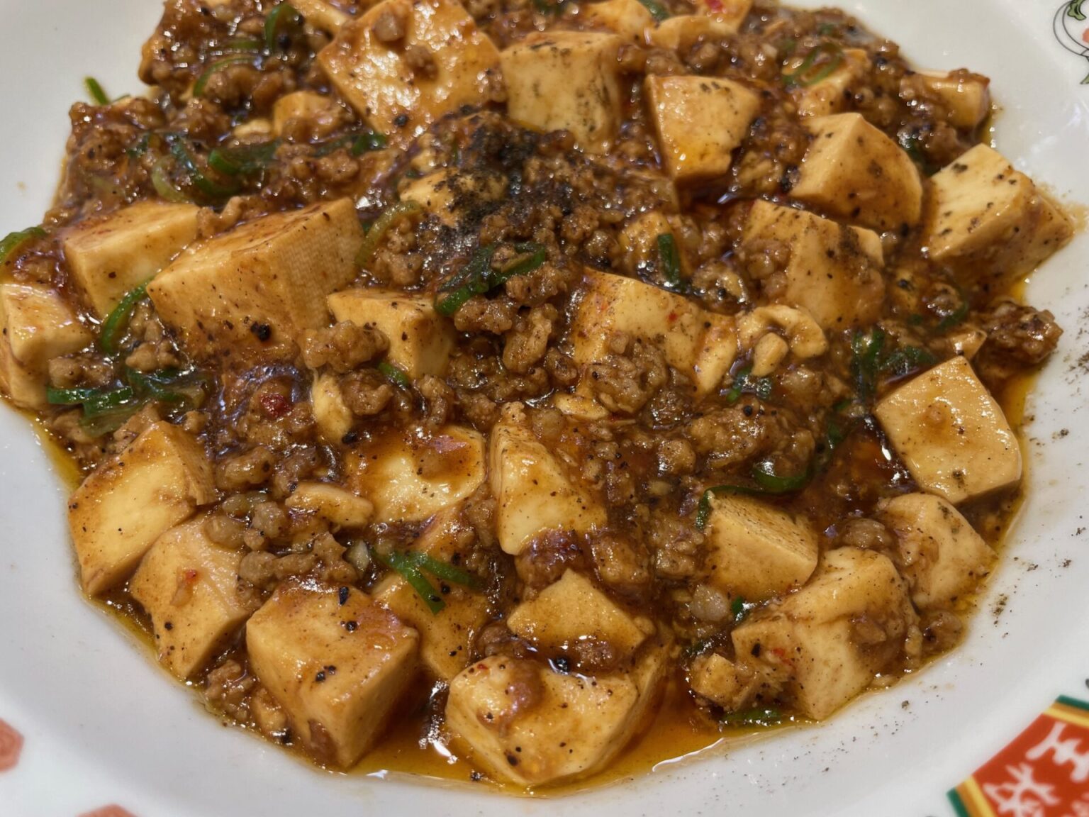 【麻婆豆腐】餃子の王将で定番中華メニューを世界一詳しく調査！進撃のグルメチェーン店、コンビニ、新メニュー、新商品、スイーツなどの最新グルメを最速でお届け！！！
