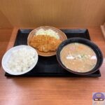 【かつや】朝ロースカツ定食・とん汁大盛り【店舗限定、朝食メニュー】